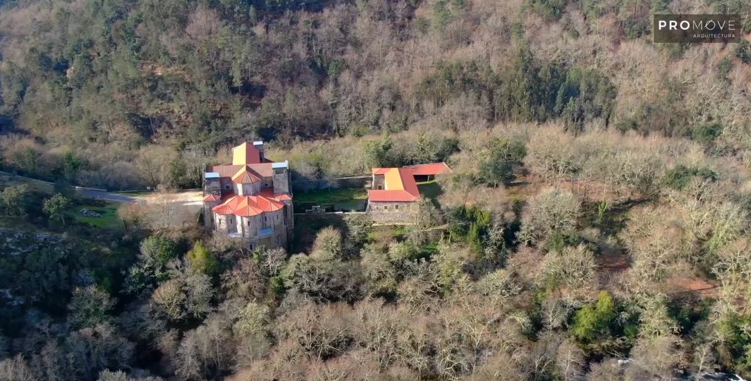Promove Arquitectura. Mosteiro de Carboeiro